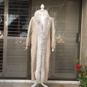 Maryin Richards genuine leather coat 🧥 size M